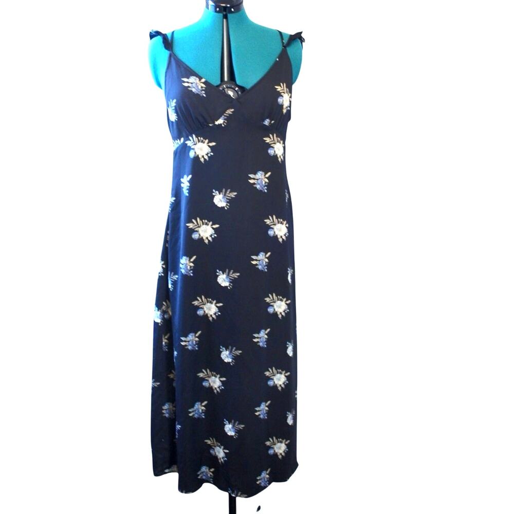 Urban Outfitters | Black, Blue Floral | Midi Dress | Women’s Medium